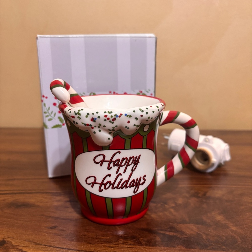 Scentsy Happy Holidays Mini Warmer - Happy Holidays Candy Cane Mug Wall Plug In
